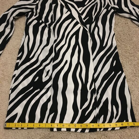 NWT Divided Long Snap Closure Shoulder Pad Zebra Print Blazer Jacket - Picture 14 of 16